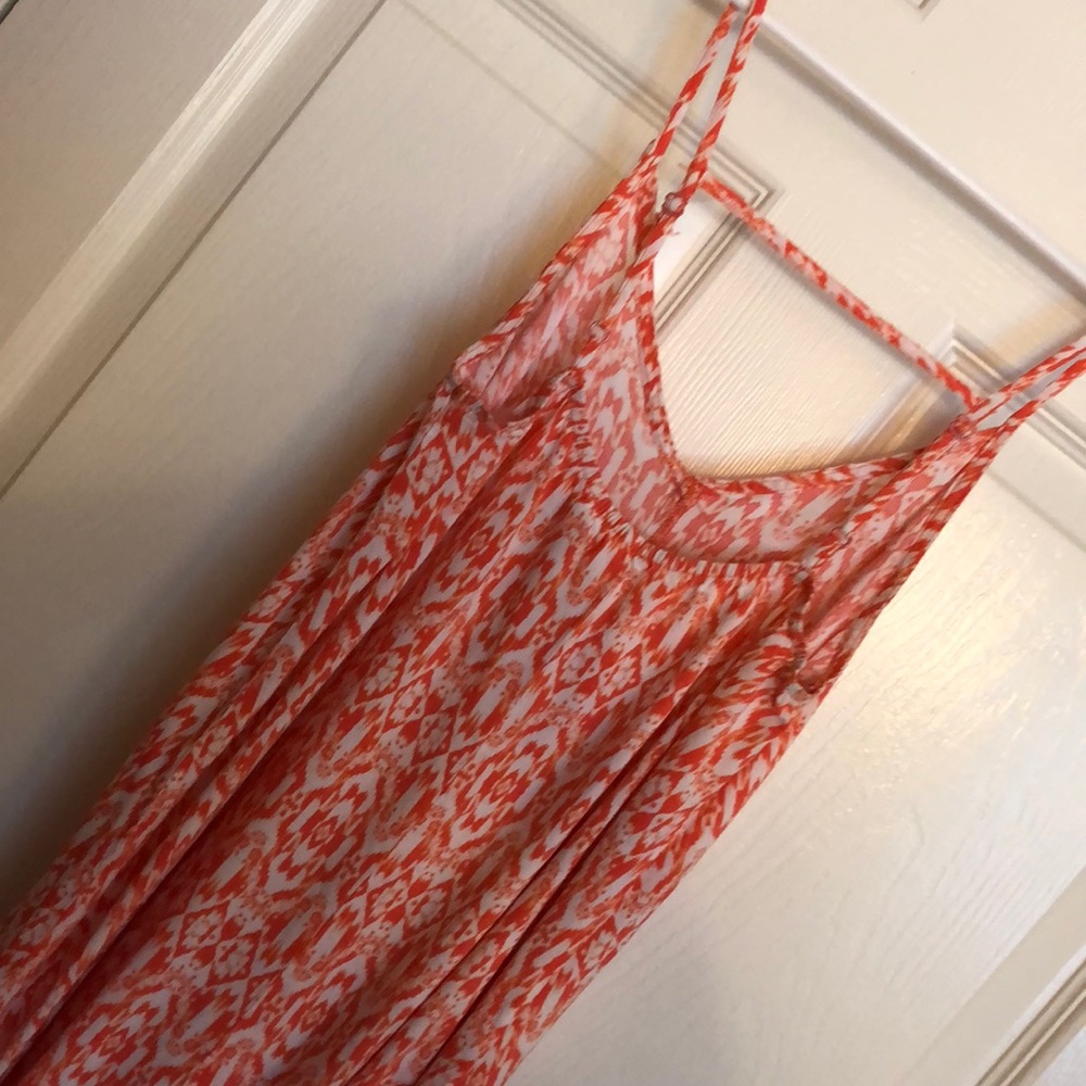 Dress - Picture 3 of 4